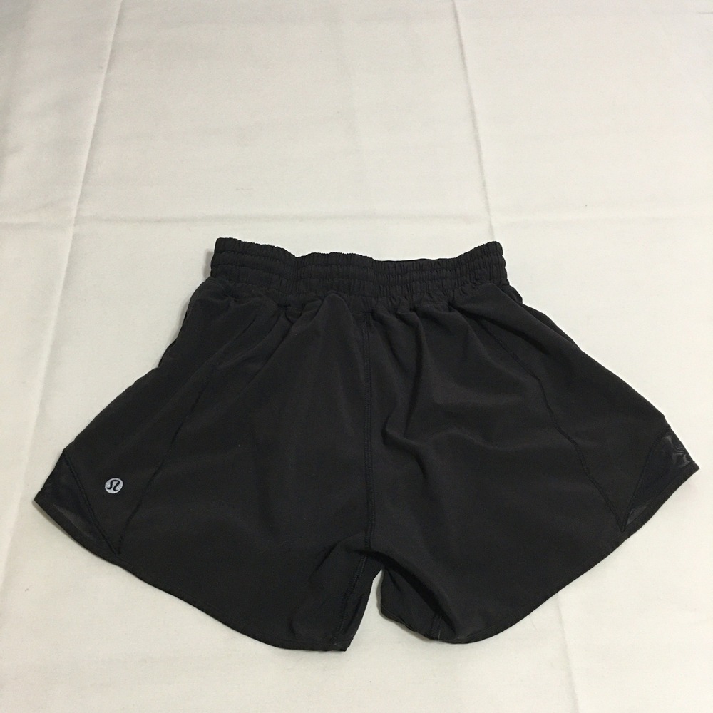 Lululemon Hotty Hot High-Rise Lined Shorts Women 2 Black Running Athletic